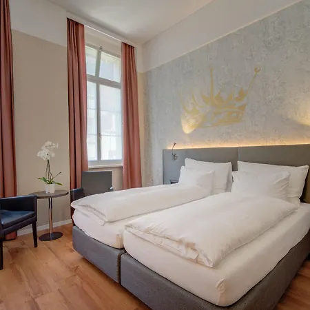 Готель Altstadt Krone 3*