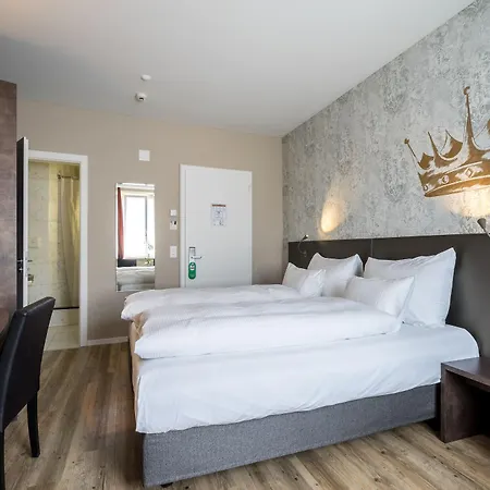 Altstadt Krone Готель 3*
