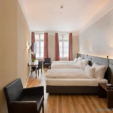 Altstadt Krone Hotel