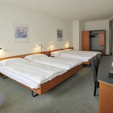 Готель Altstadt Krone 3*